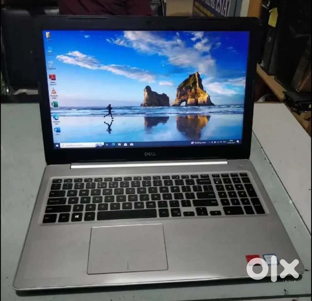 Dell Inspiron core i7 8th gen 8GB RAM 256gb SSD Windows 10
15inc