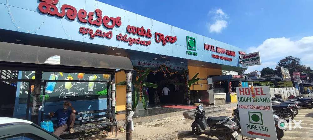 Fully ready hotel for rent in good location in main road