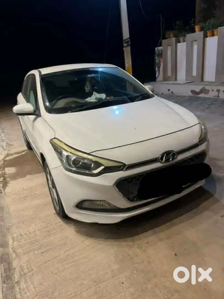 Hyundai i20 asta o petrol