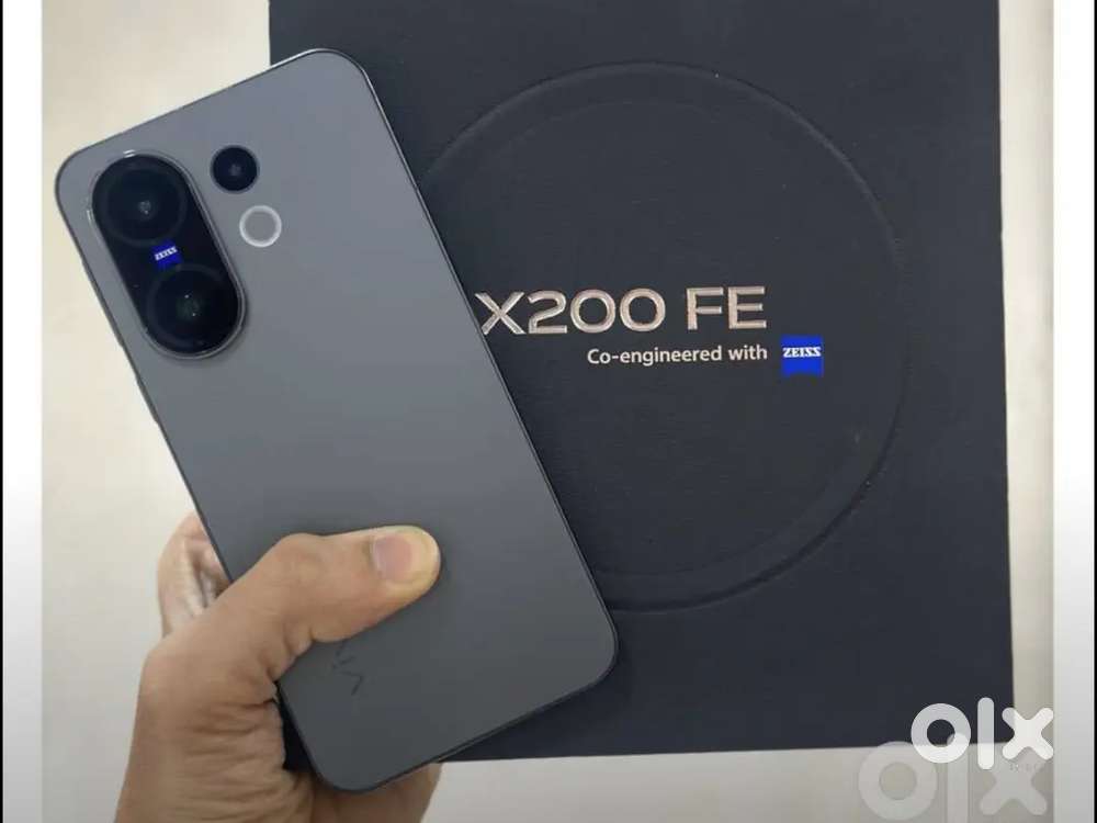 X200 fe 16.512 gb 1 month old