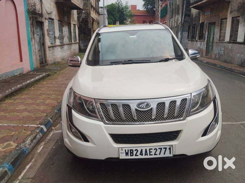 Mahindra XUV500 2.2 W10, 2016, Diesel