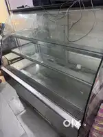 Display counter fridge
