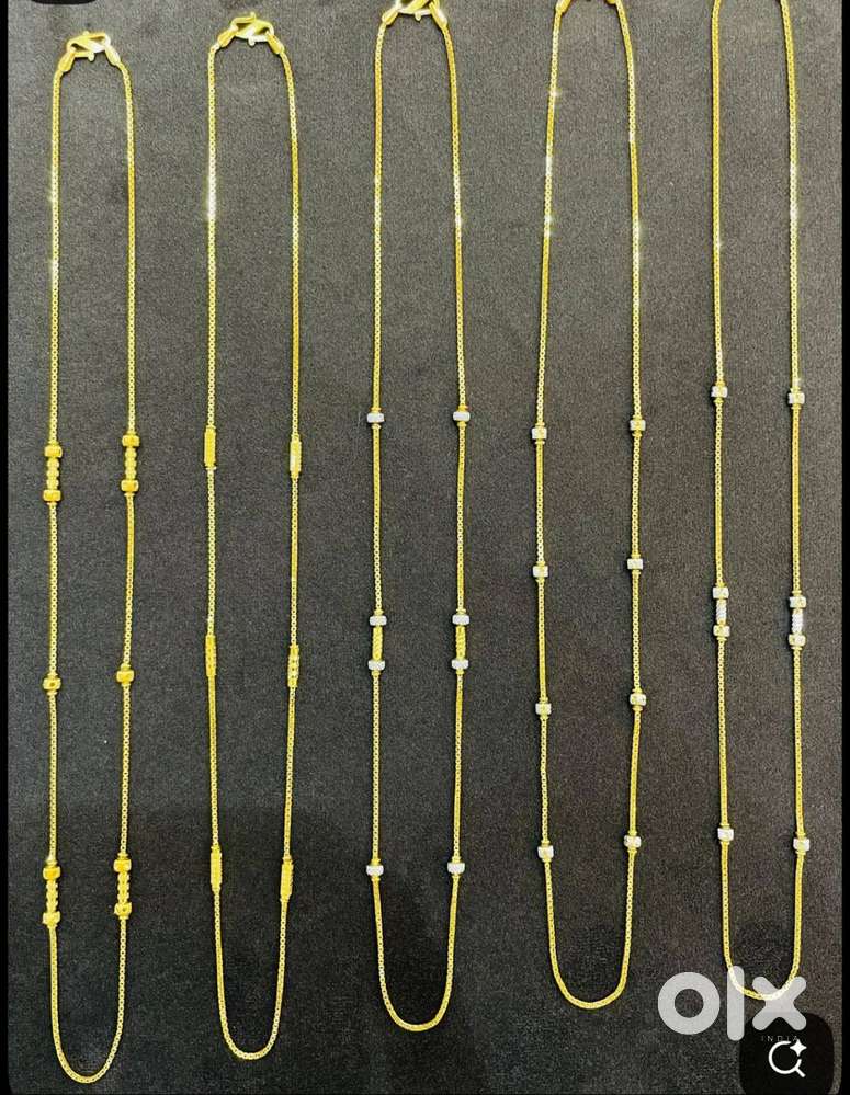 Jewellery shop dealing customers