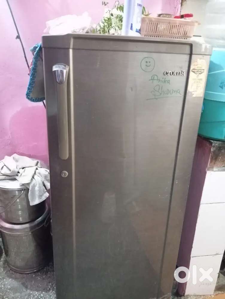 Croma fridge