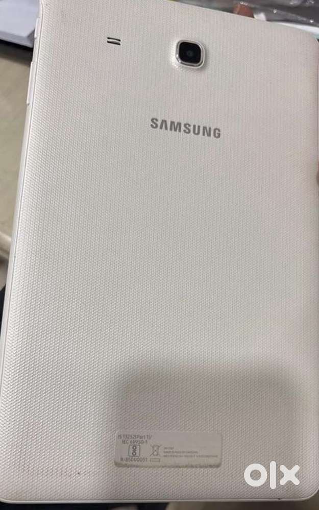 Samsung tab E