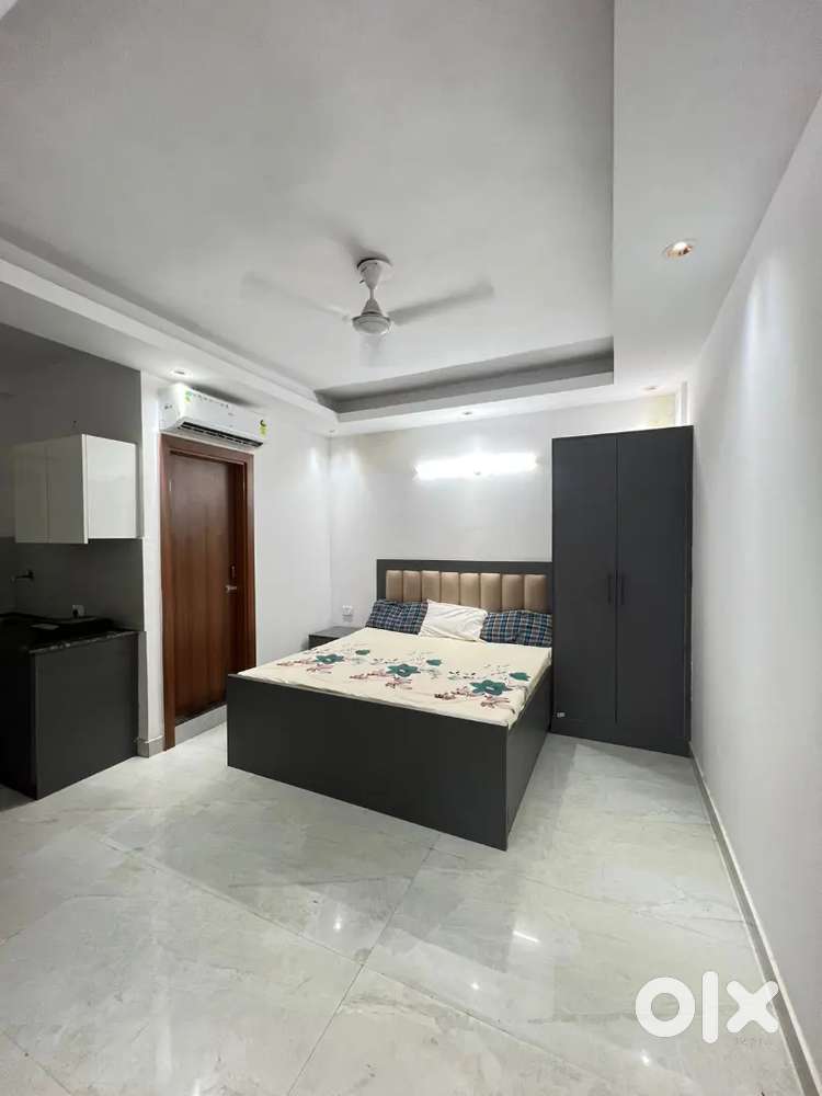 1 RK Fully furnished 1 st floor balcony