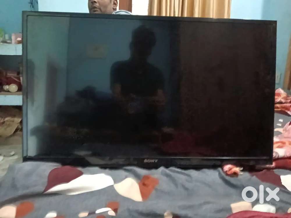 Sony Bravia led tv ( Non smart )