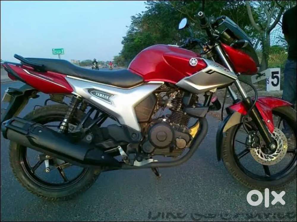 Yamaha SZ R new like not used from 10 years and recently serviced