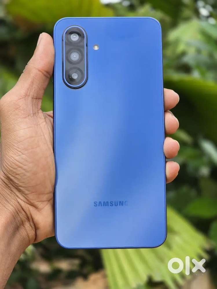 SAMSUNG A17 5G [6GB+128GB] (11MONTH WARRANTY REMAINING)