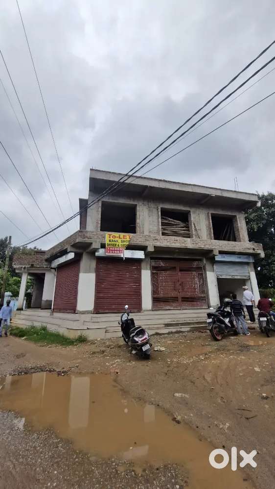 Shop for rent (ground floor)