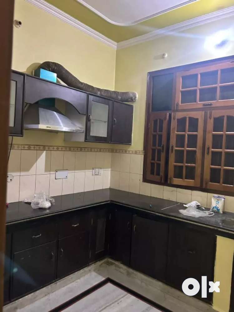 3bhk well maintained makan for family job class in Vikrant khand lko