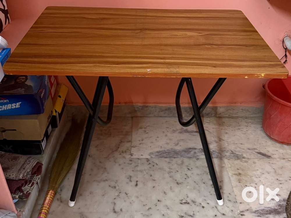 Foldable table, Magic Mop from Milton, Wiper, Foldable cloth stand