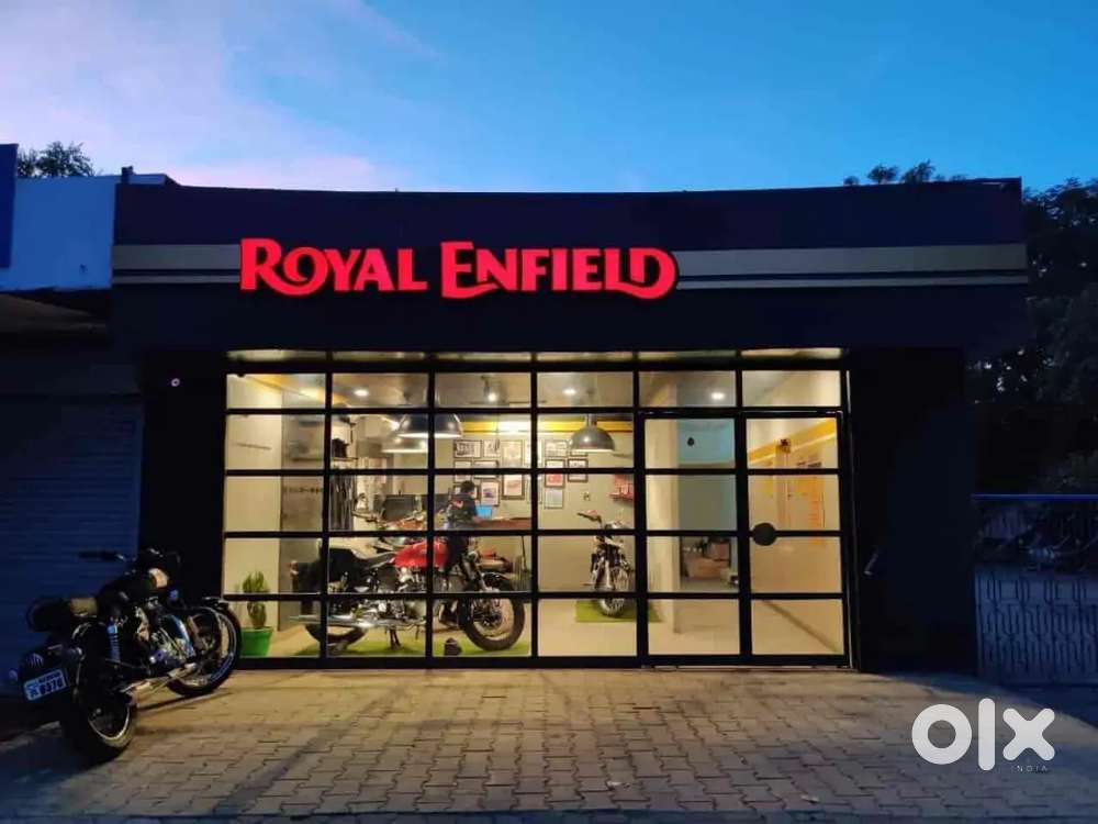 ROYAL ENFIELD शोरूम के लिए अच्छे स्टाफ की जरूरत ।