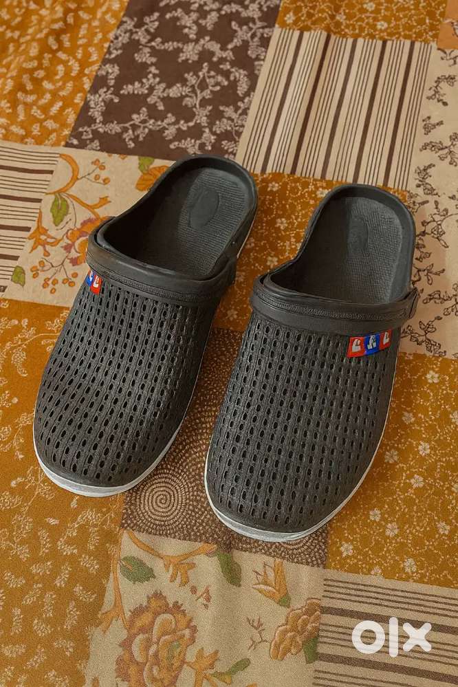 Men's crocs with heavy weight and new product