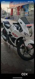 Karizma ZMR 220 Cc bike  Excellent condition