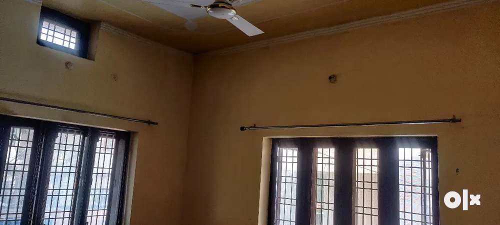 single room set available with kitchen and washroom
