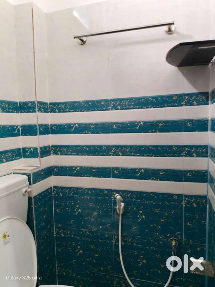 Single room Nayapali(Family Or job bachelor)