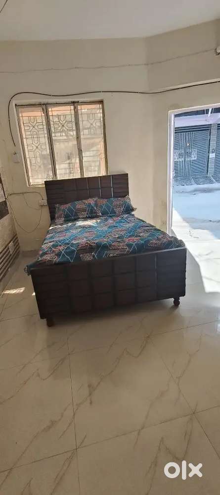 1BHK Ground Floor Flat Available Near Bhola Properties Rent 8000