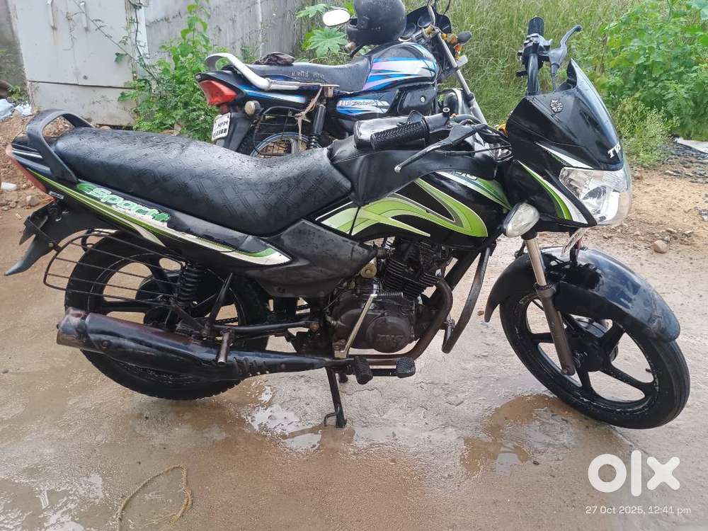 TVS sport 2016 model bike gadi me koi kam ni hai