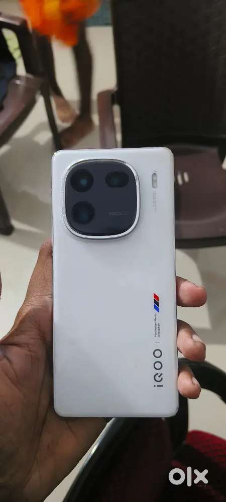 IQOO 12 12 RAM 256 GB ROM