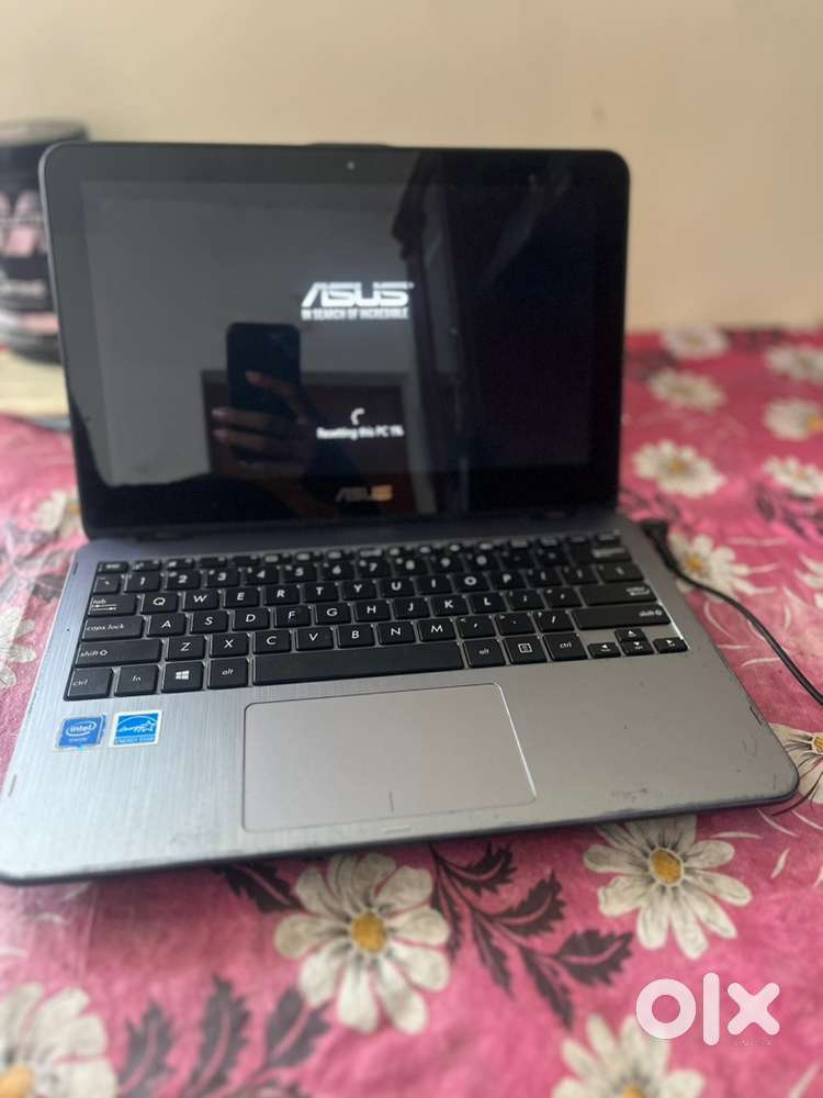 ASUS Vivobook Flip TP203N – Touchscreen  2-in-1