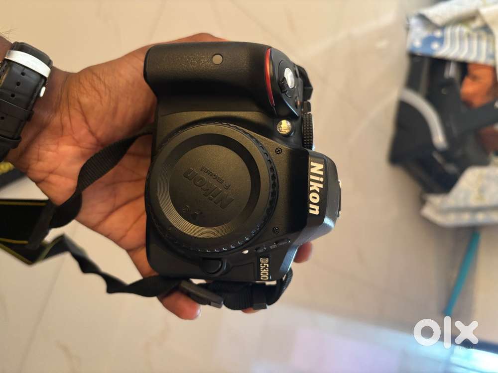 Nikon D5300+18-55mm kit lens+(Bag,Bill,Battery)