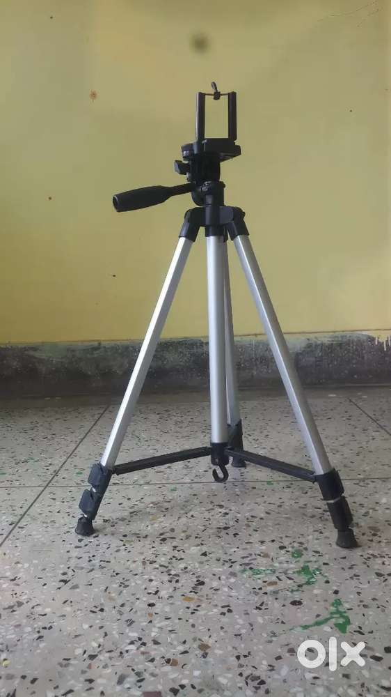 Tripod for mobile and camera aluminium made