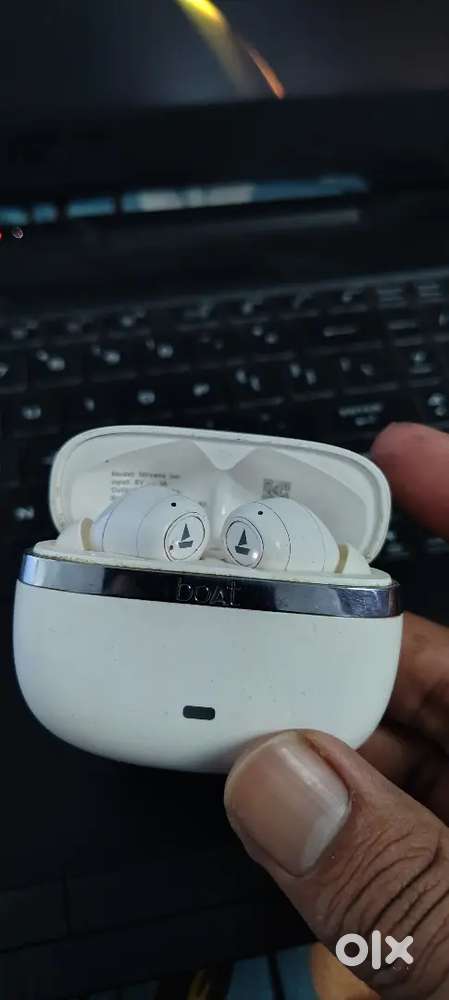 Super condition earphone