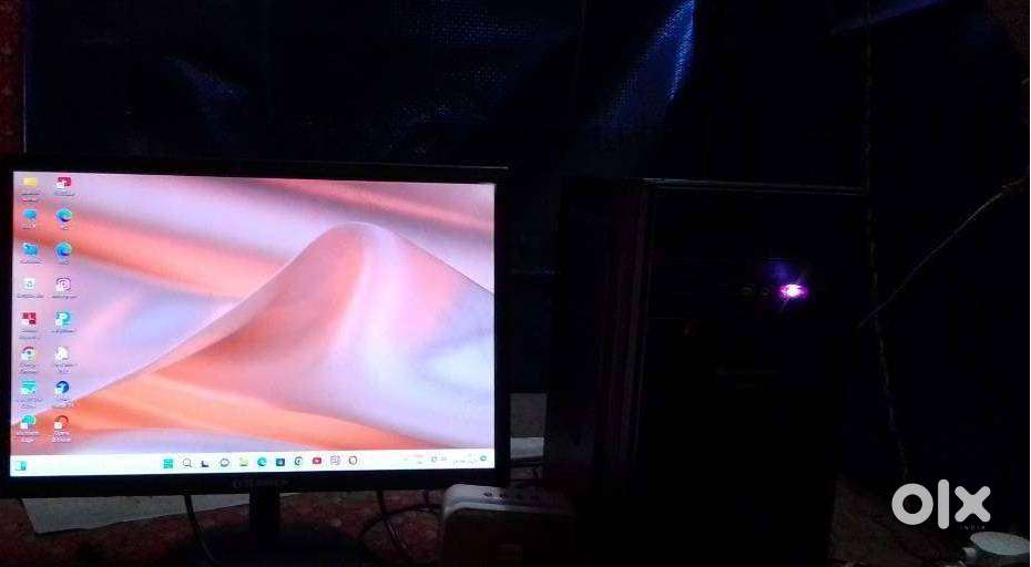 i5 desktop +16gb ram+led monitor urgent sale+SOLID STATE HARD DRIVE