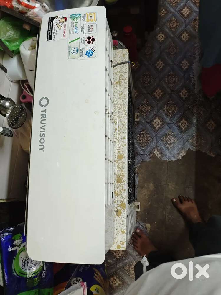 Truvision ac 1ton good and working condition