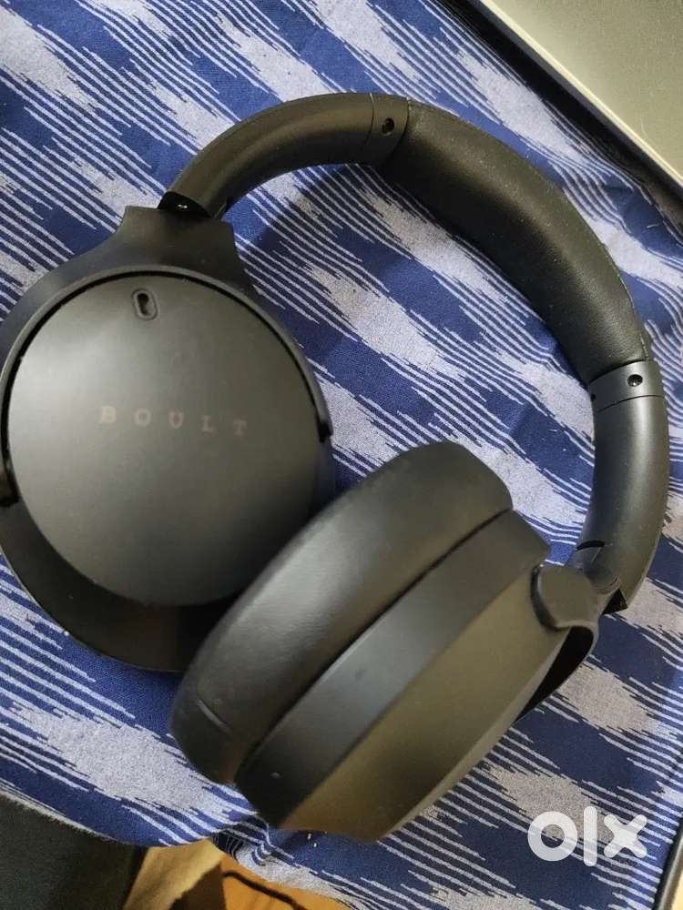 I want to sell my headphones just bought last month