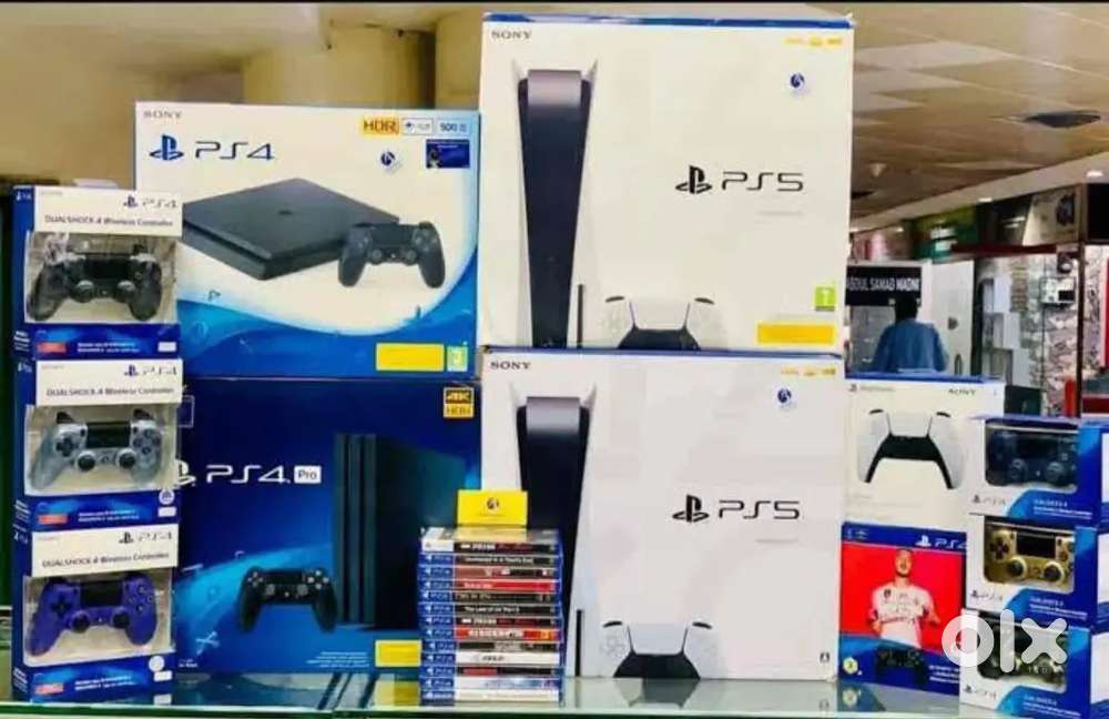 Playstation,X box ,Nintendo gaming consoles available at lowest price