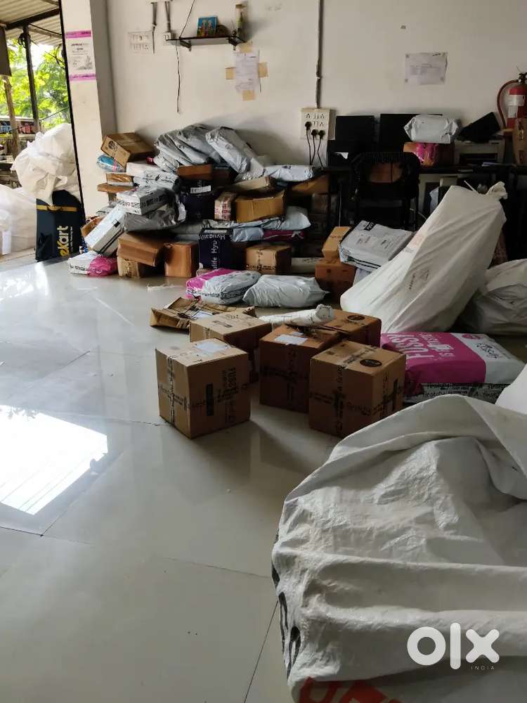 Urgent Hiring  Parcel Delivery Job 

 4-5 Hrs Daily

Fixed Salary