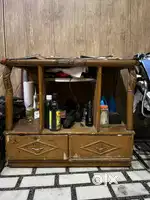 Wooden Tv trolley good condition