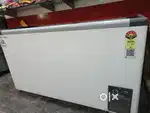 Deep fridge with glass top