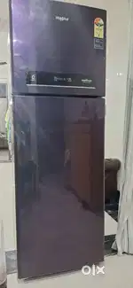 Whirool double door fridge 370 litre im mehroon colour just 5monthold