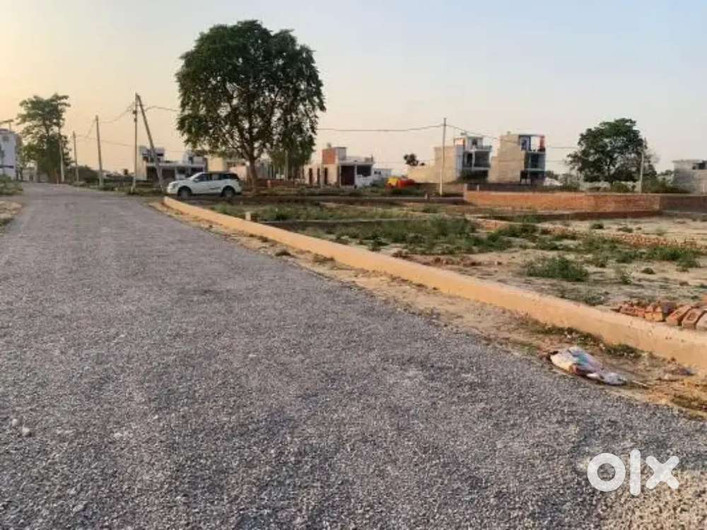 मेदांता हॉस्पिटल से 4 KM की दूरी पर प्लॉट उपलब्ध है