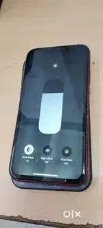 It's al good 128 storage face id working true tone working I phone xr