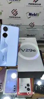 Second hand phones available at wholesale price