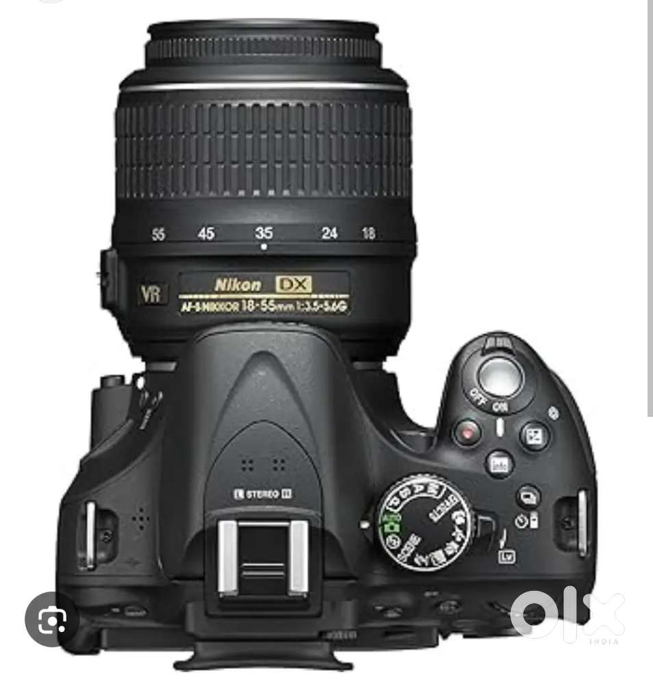 NIKON D5200