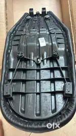 royal enfield interceptor 650 touring seat