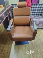 All setup Beauty parlour Chairs 7k/-₹ + chair 3k/-₹ & setup available