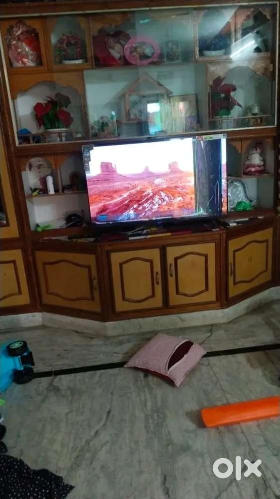 Tv 43 inches sony
