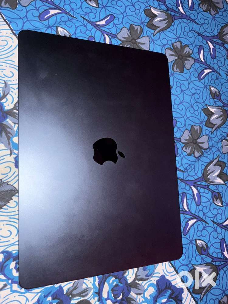 Apple MacBook air 13 midnight blue
