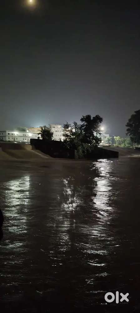 I want to sell my plot anyone want to buy please contact me