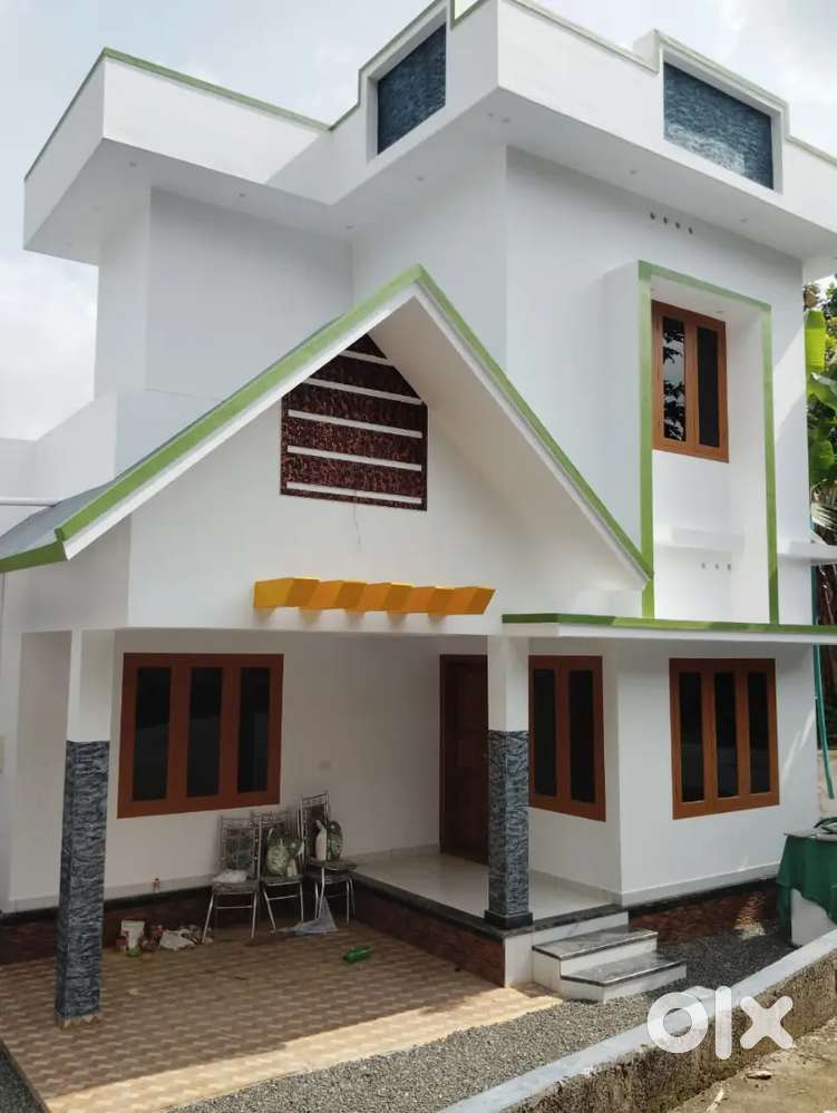 തൊടുപുഴ - മാർത്തോമ്മ 32 ലക്ഷത്തിന് വീട് വിൽപ്പനയ്ക്ക്