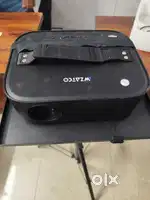 Projector and screen