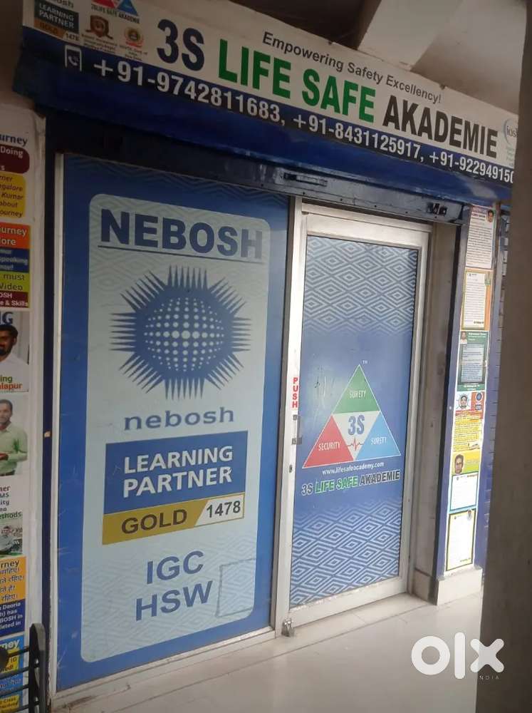 Shop available for Rent on Main Road at Triangular Mall