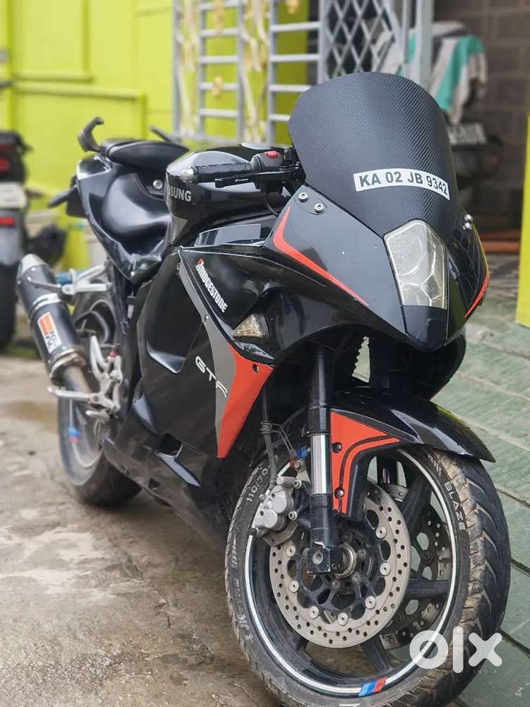 Hyosung gt250r limited edition
