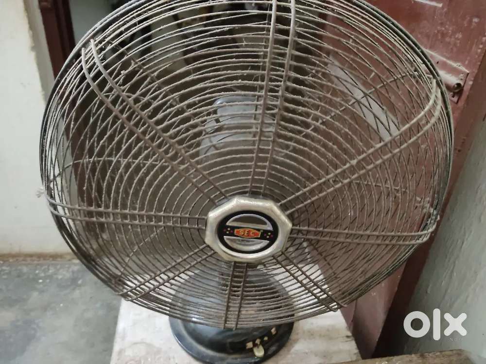 SEC Table Fan (Negotiable)